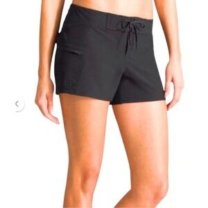 Athleta Clearwater board shorts Size 2
